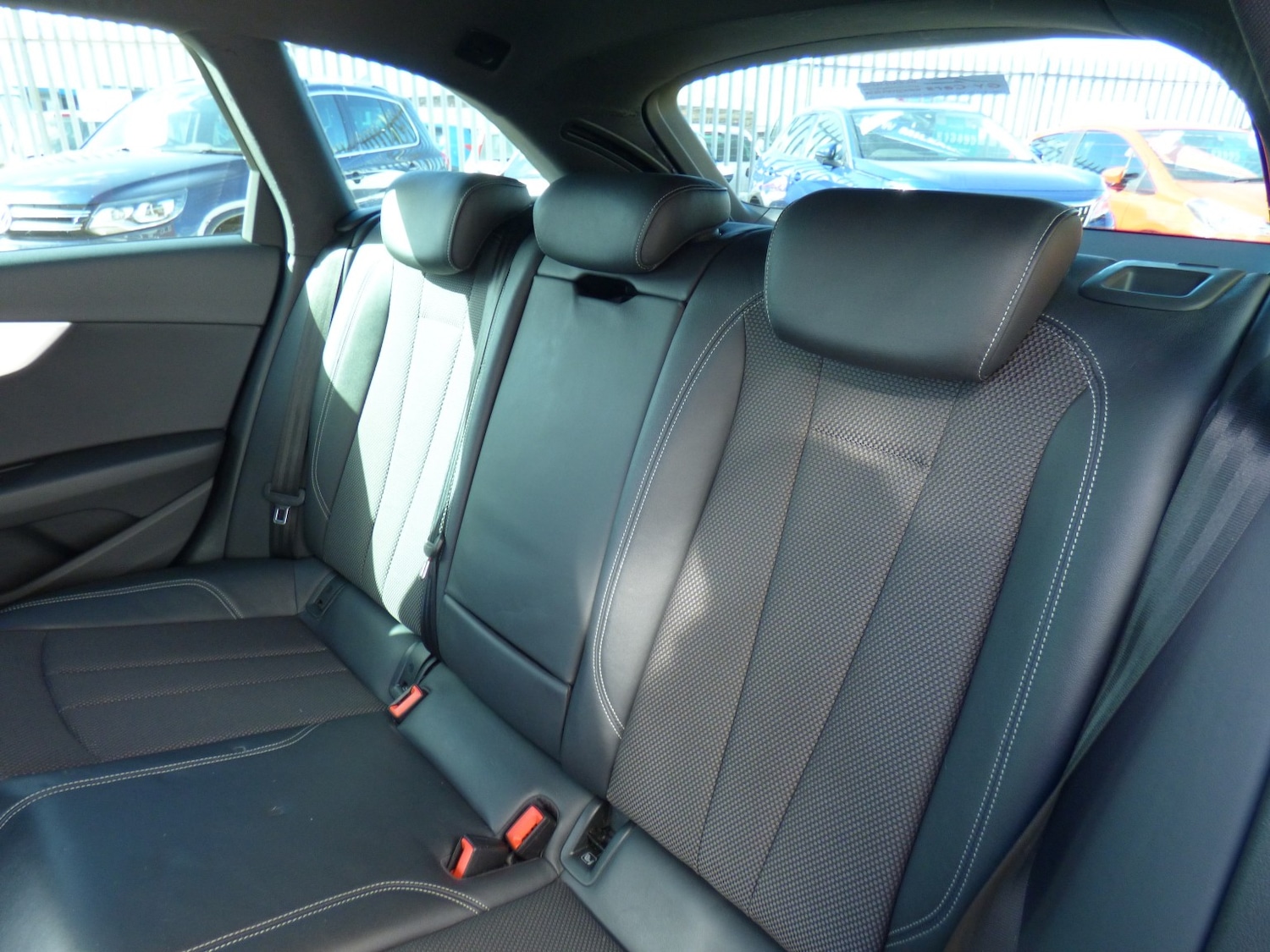 Used Audi A4 2017 for sale - 76712578: Photo 10