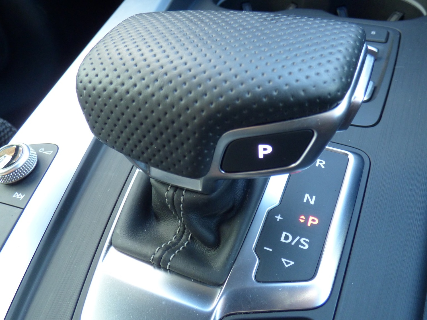 Used Audi A4 2017 for sale - 76712578: Photo 13