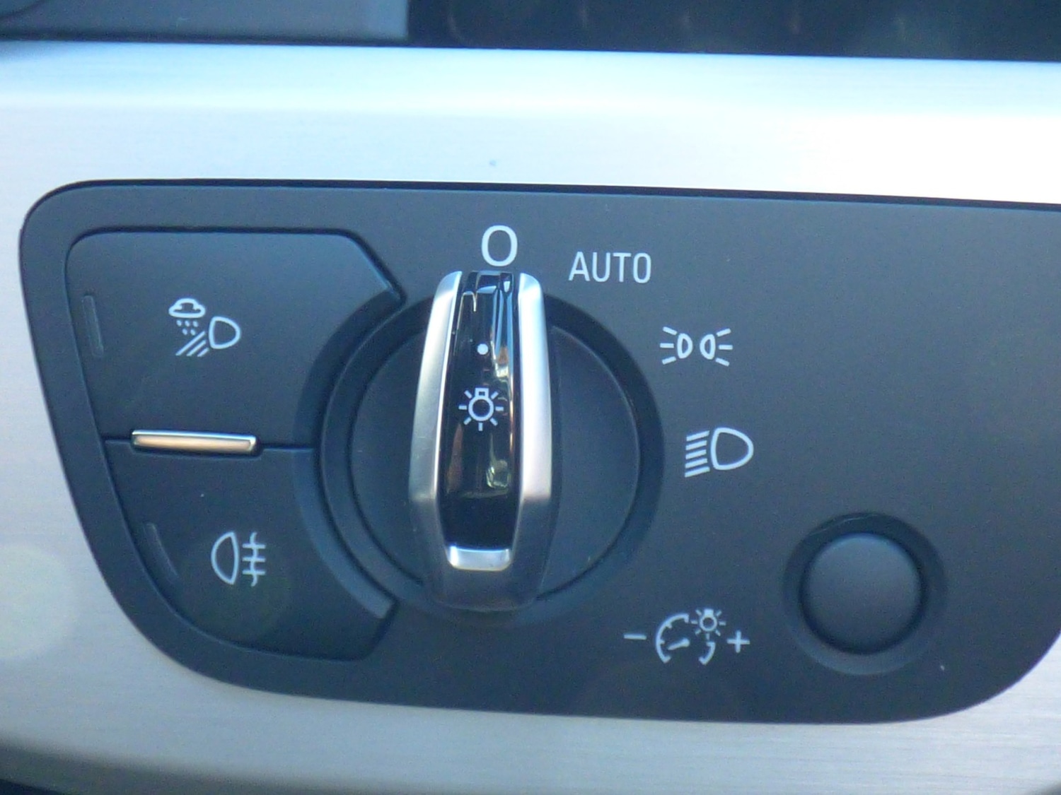 Used Audi A4 2017 for sale - 76712578: Photo 30