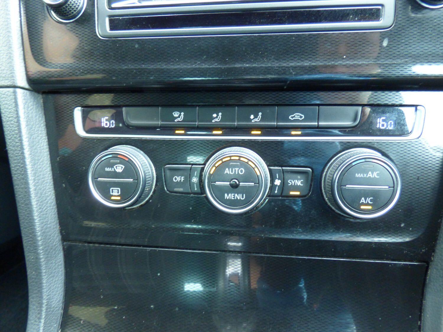 Used Volkswagen Golf 2015 for sale - 76712573: Photo 12