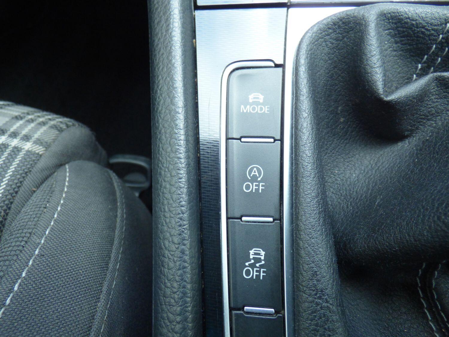 Used Volkswagen Golf 2015 for sale - 76712573: Photo 19