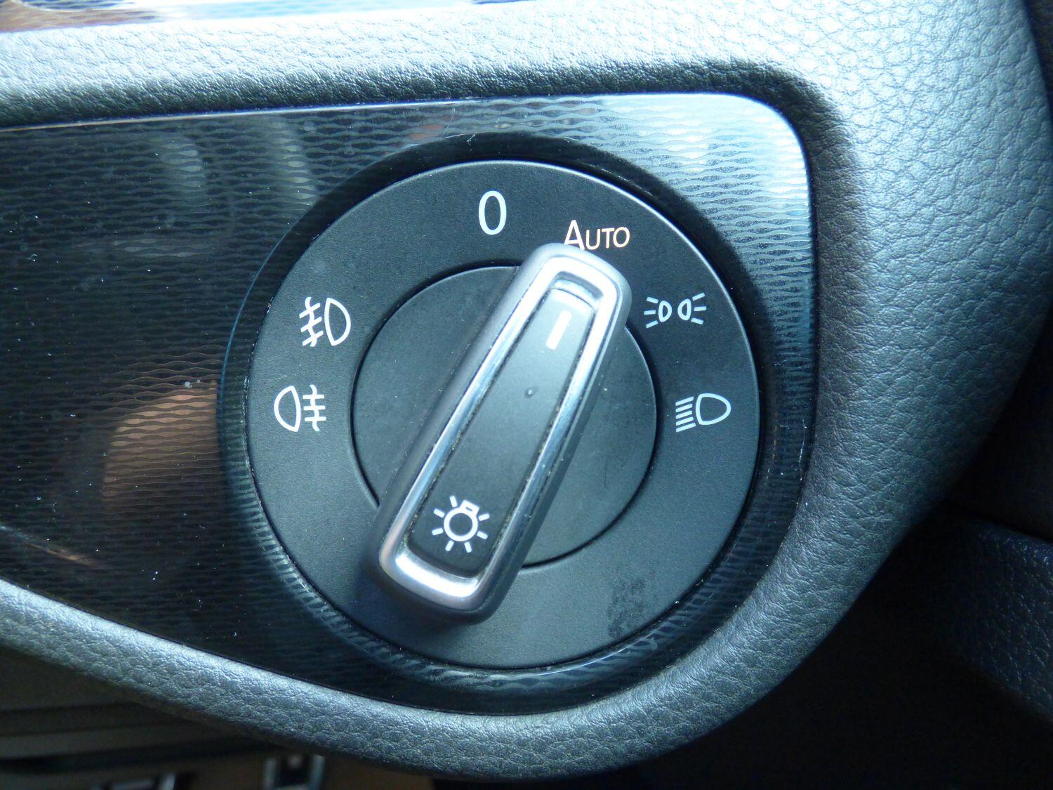 Used Volkswagen Golf 2015 for sale - 76712573: Photo 23