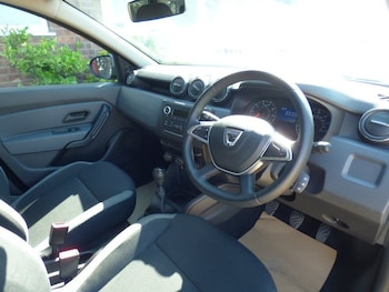 Used Dacia Duster 2019 for sale - 79234844: Photo