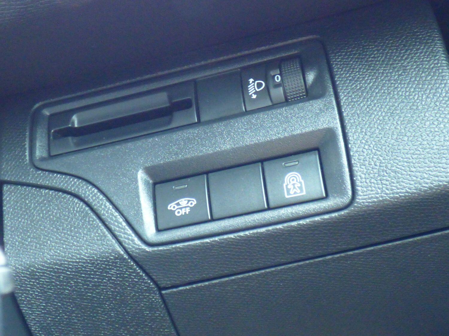 Used Peugeot 3008 2018 for sale - 77464893: Photo 22