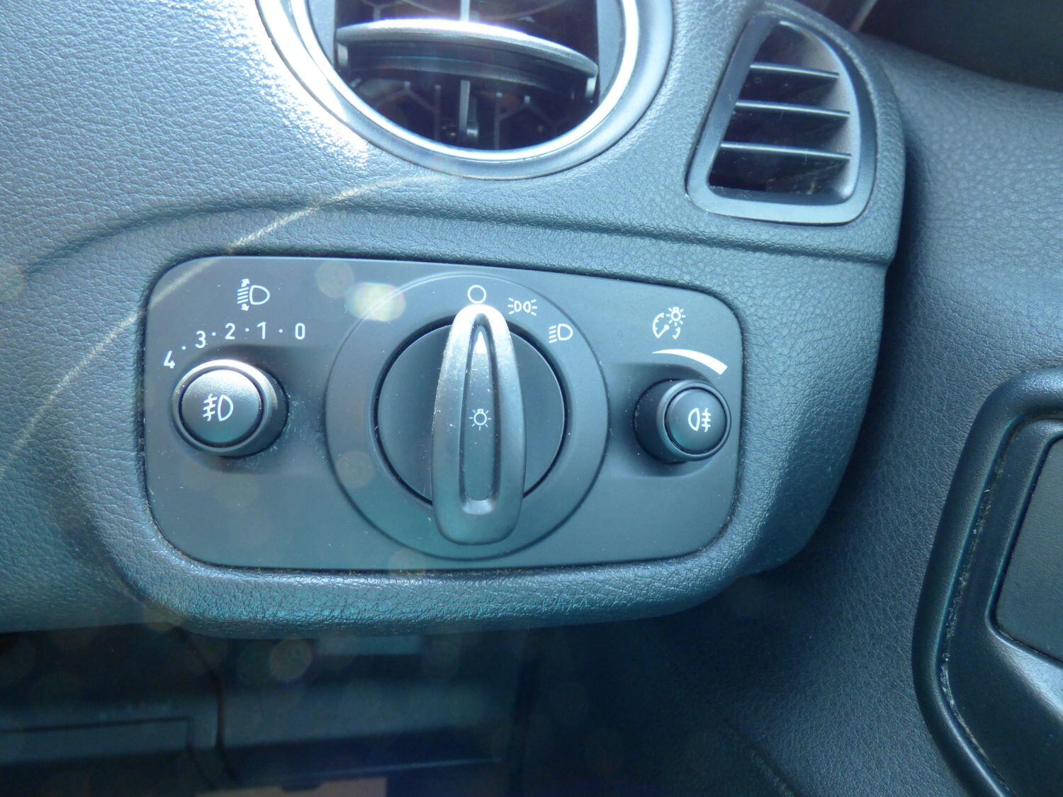 Used Ford Galaxy 2013 for sale - 76712743: Photo 16