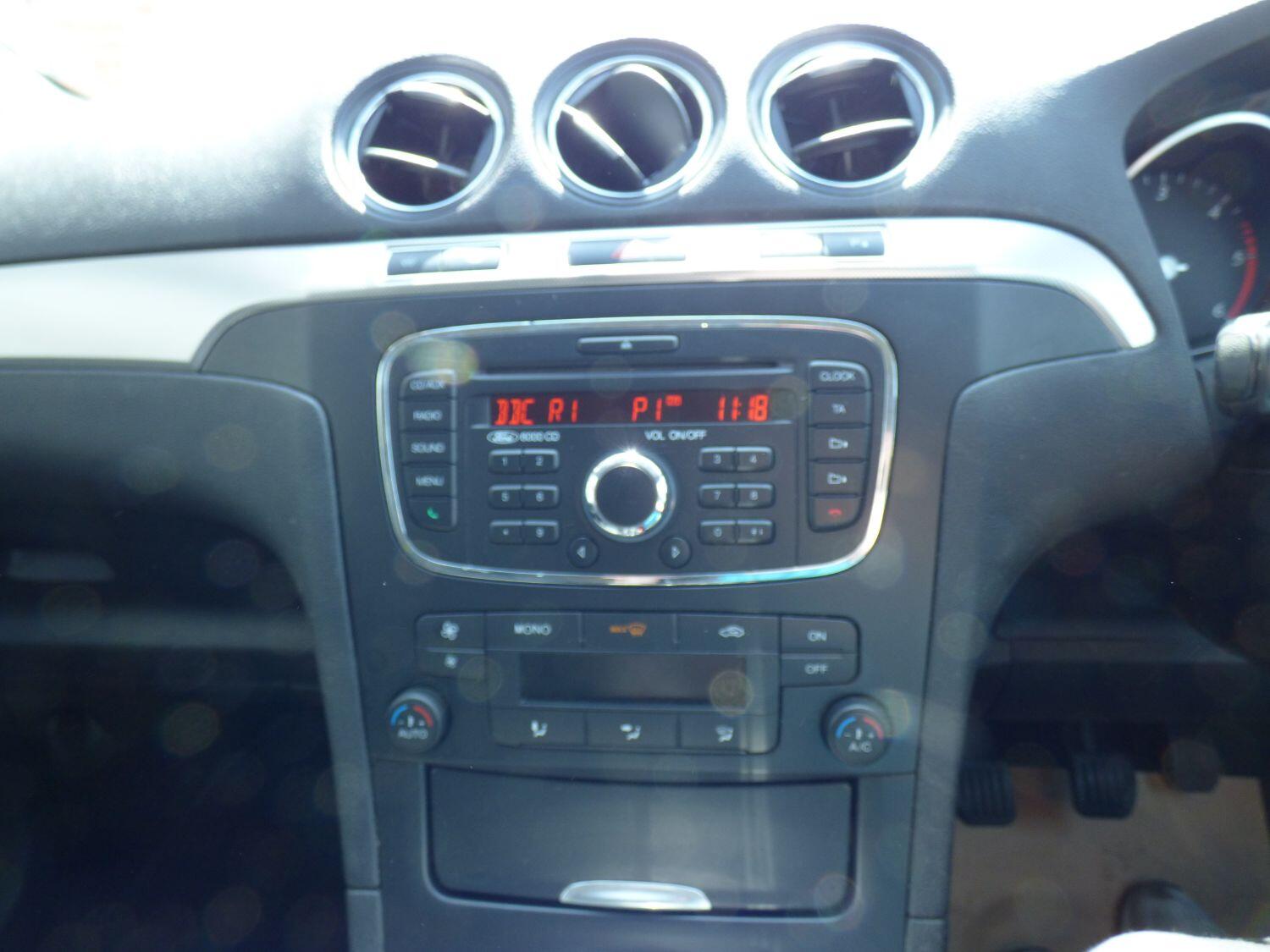 Used Ford Galaxy 2013 for sale - 76712743: Photo 17