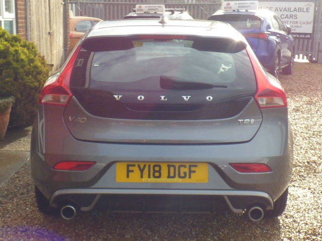 Used Volvo V40 2018 for sale - 76712783: Photo 10