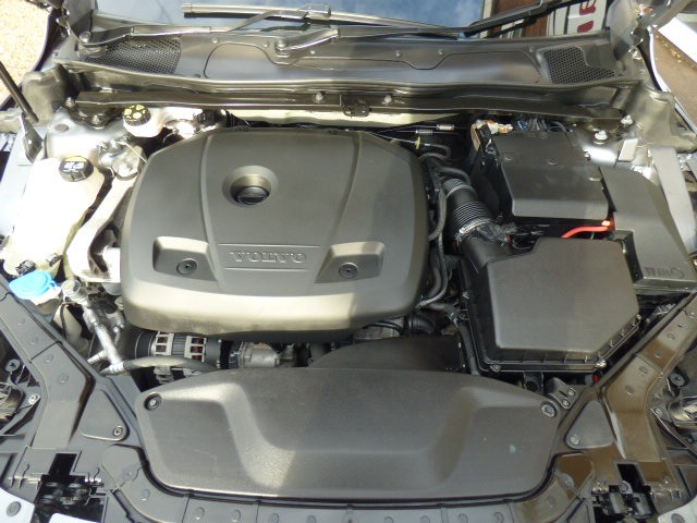 Used Volvo V40 2018 for sale - 76712783: Photo 17