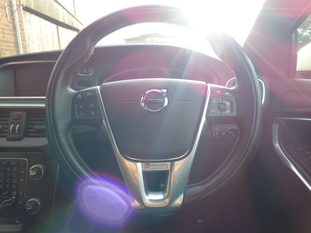 Used Volvo V40 2018 for sale - 76712783: Photo 18