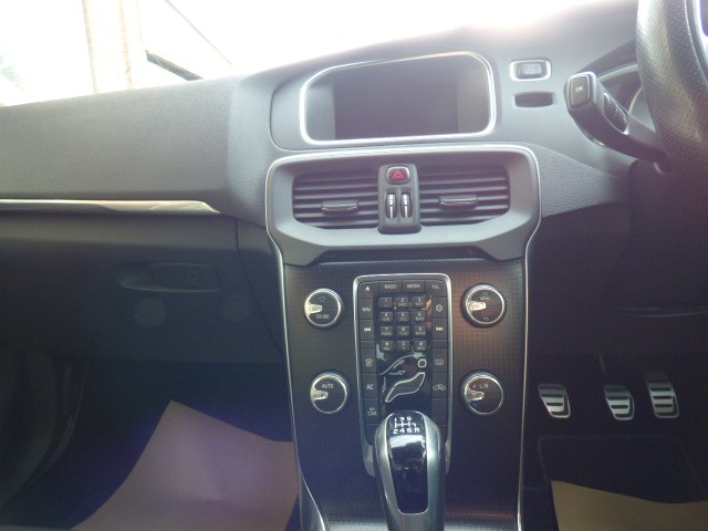 Used Volvo V40 2018 for sale - 76712783: Photo 19