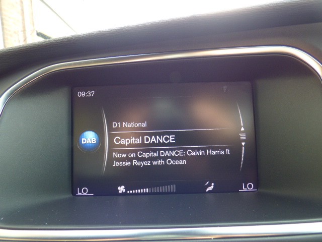 Used Volvo V40 2018 for sale - 76712783: Photo 23