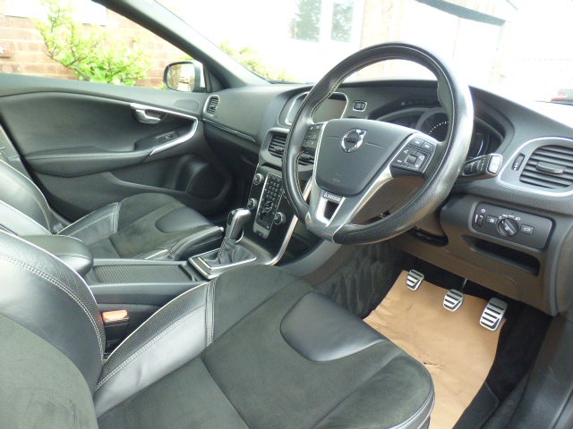 Used Volvo V40 2018 for sale - 76712783: Photo 3