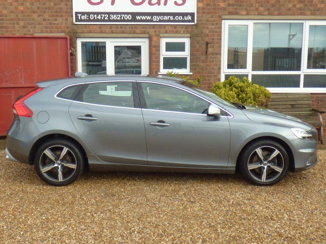 Used Volvo V40 2018 for sale - 76712783: Photo 5