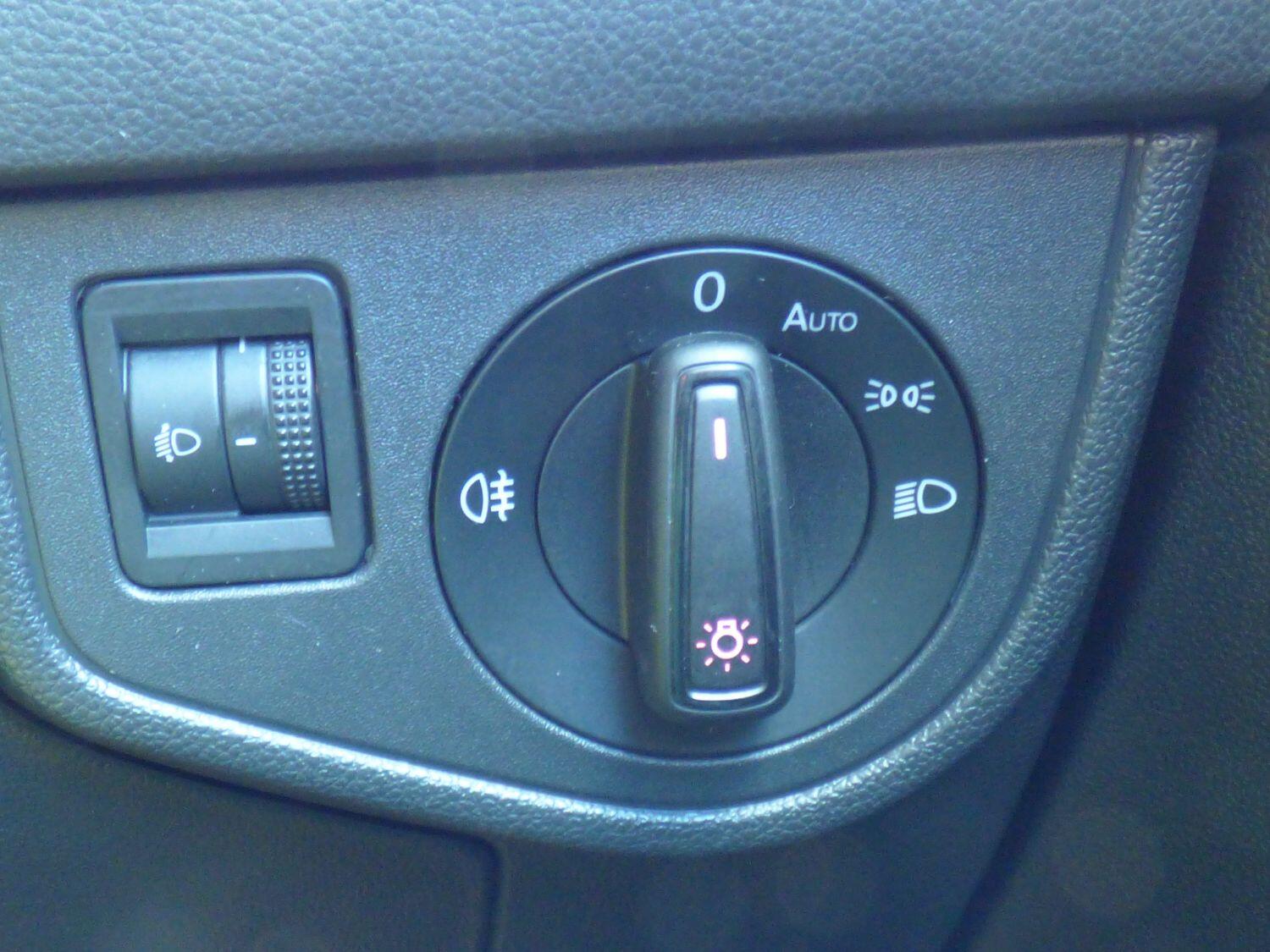 Used Volkswagen Polo 2018 for sale - 76794503: Photo 17