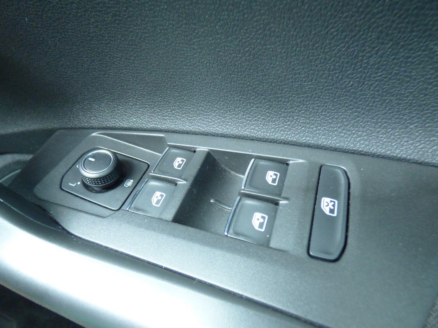 Used Volkswagen Polo 2018 for sale - 76794503: Photo 19