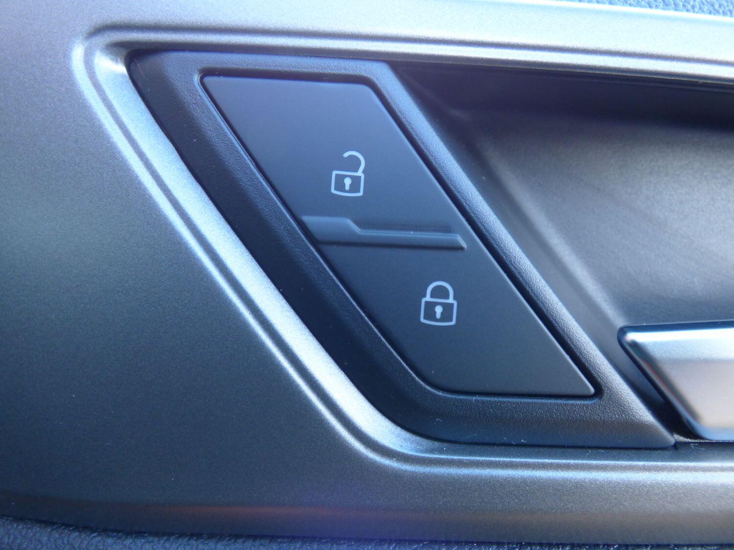 Used Volkswagen Polo 2018 for sale - 76794503: Photo 27