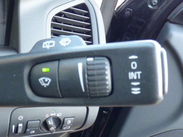 Used Volvo XC60 2010 for sale - 77501510: Photo 23