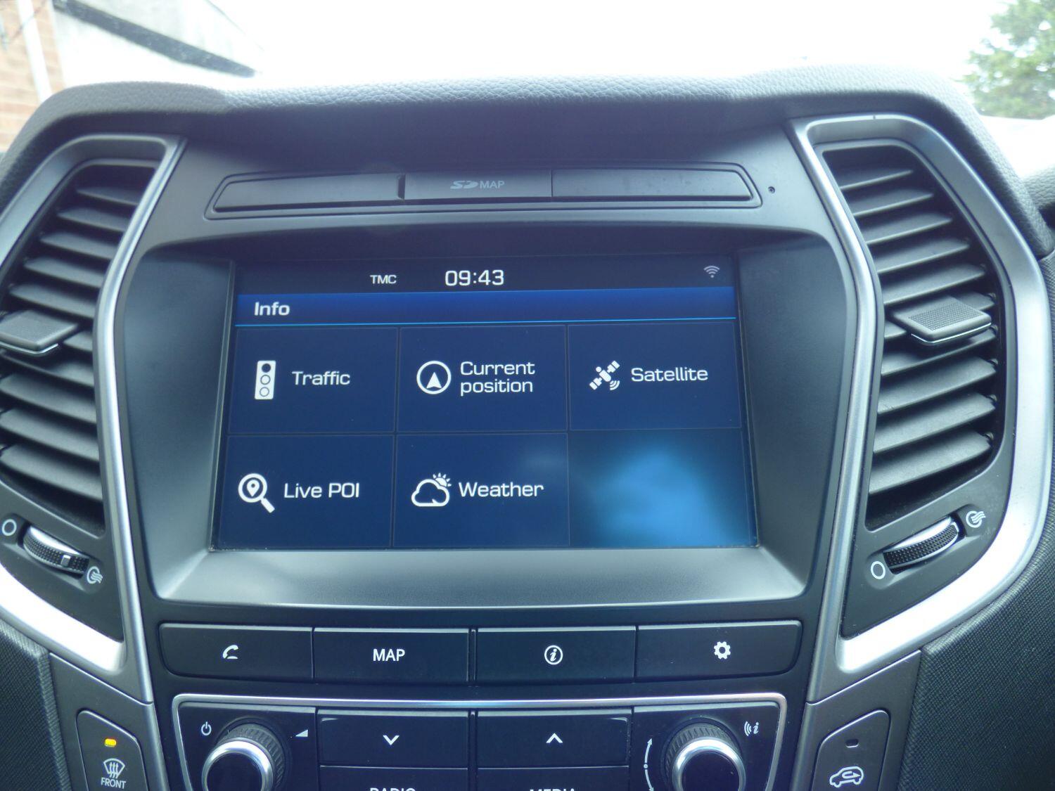 Used Hyundai Santa Fe 2016 for sale - 76712474: Photo 18