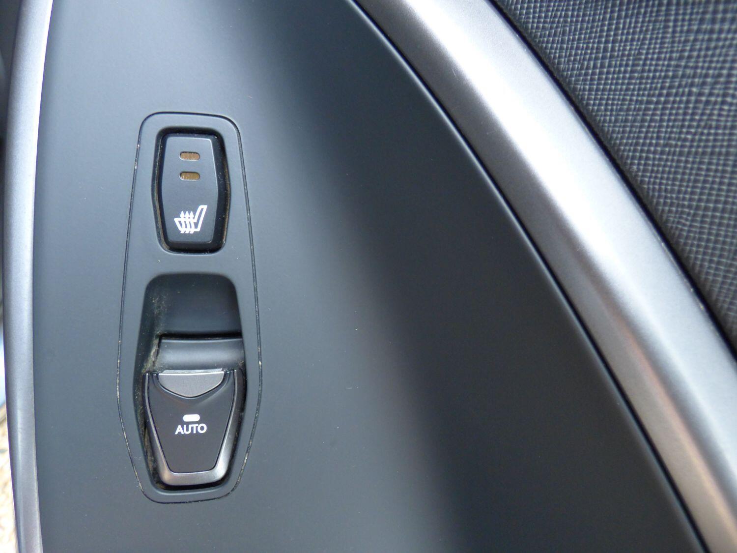 Used Hyundai Santa Fe 2016 for sale - 76712474: Photo 23