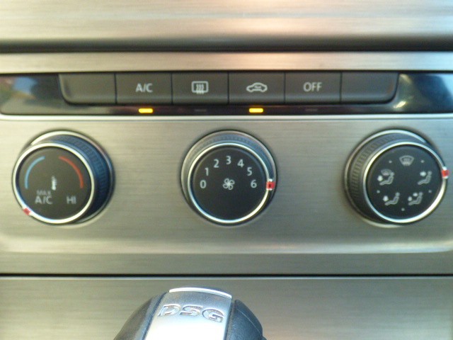 Used Volkswagen Golf 2014 for sale - 76712787: Photo 24