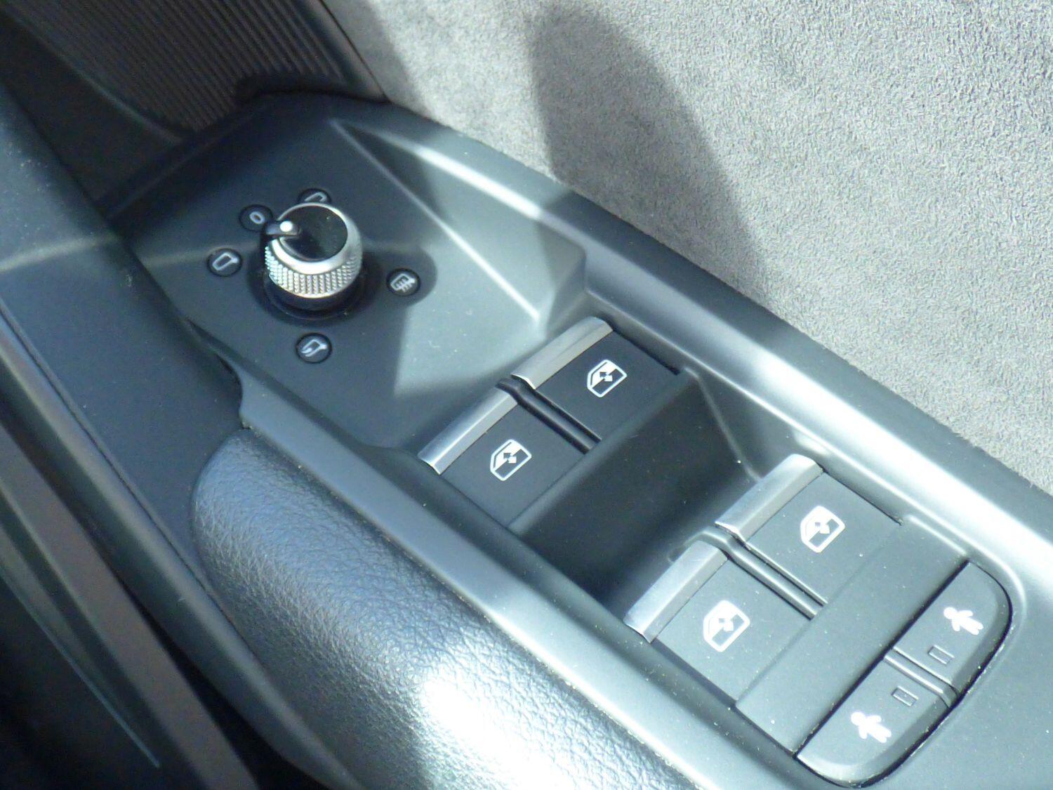 Used Audi Q5 2017 for sale - 76769220: Photo 32