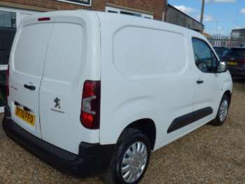Used Peugeot Partner 2020 for sale - 74796866: Photo