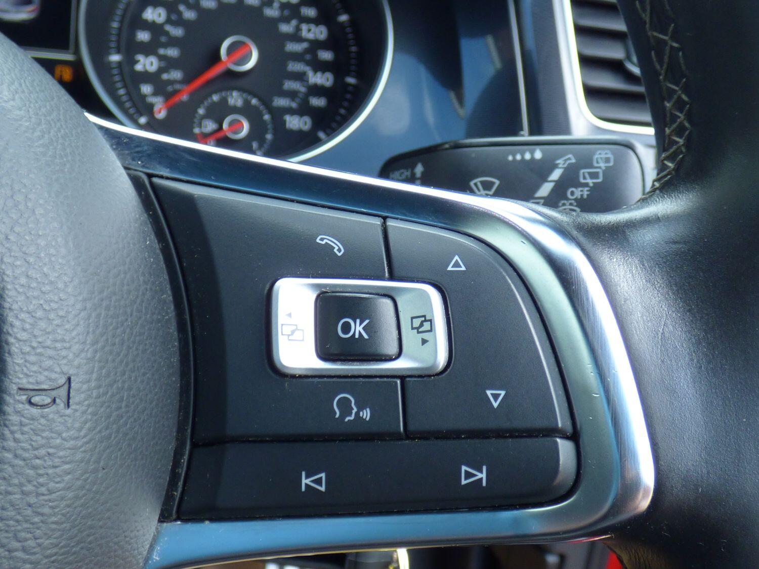 Used Volkswagen Golf 2015 for sale - 77464570: Photo 27