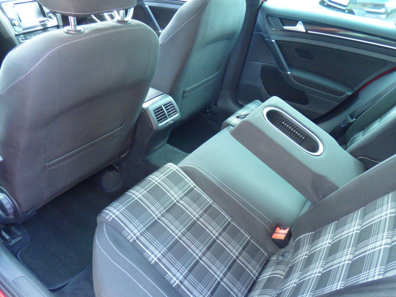 Used Volkswagen Golf 2015 for sale - 77464570: Photo 9