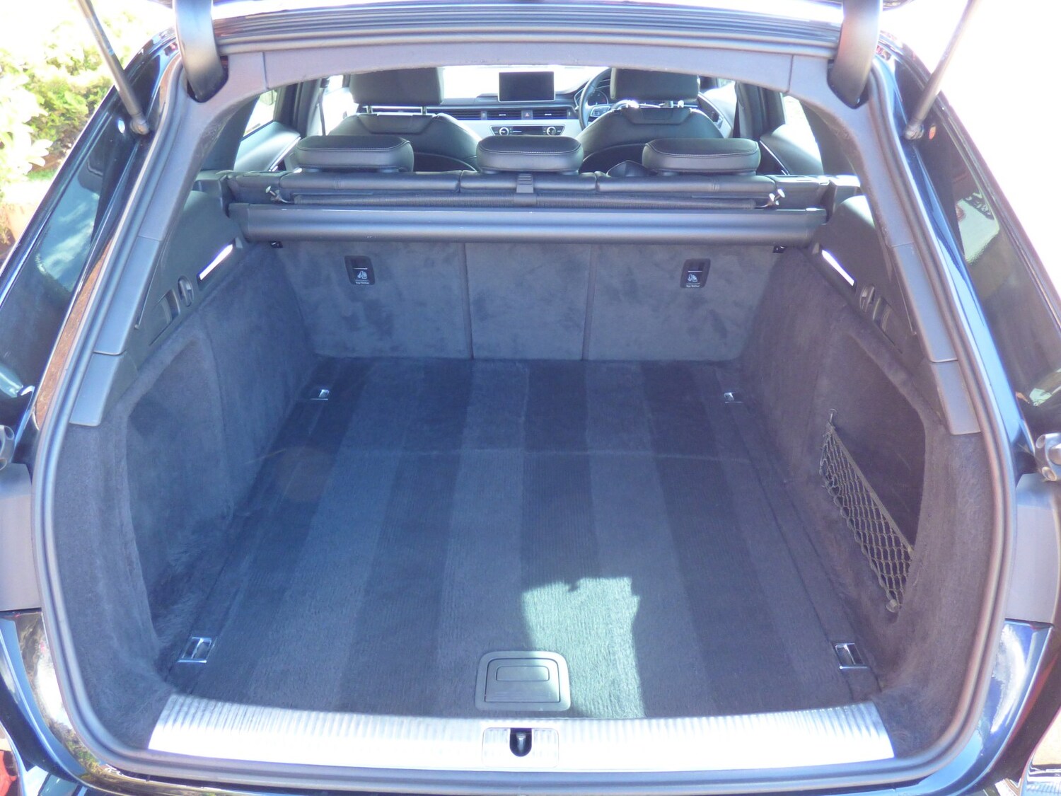 Used Audi A4 2017 for sale - 77464569: Photo 11