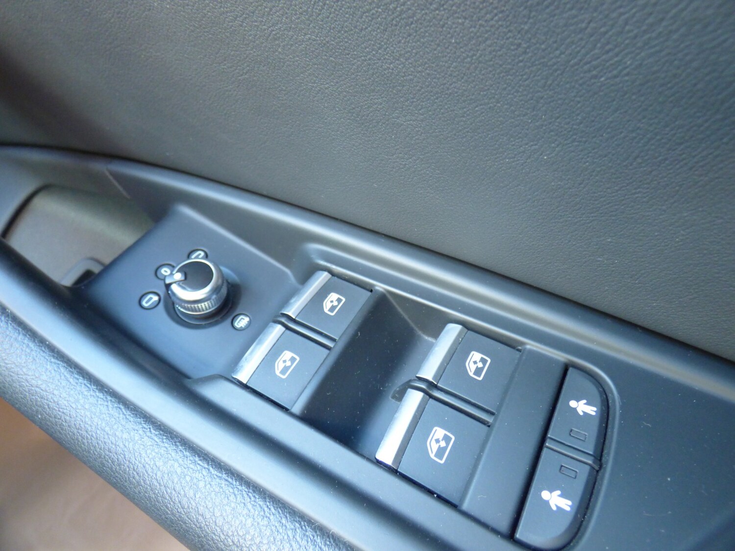 Used Audi A4 2017 for sale - 77464569: Photo 37