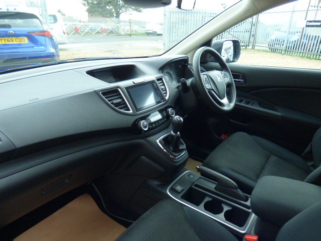 Used Honda CR-V 2017 for sale - 76712776: Photo 15