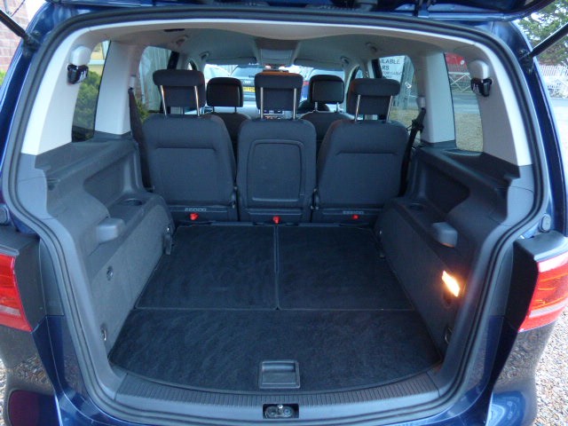 Used Volkswagen Touran 2013 for sale - 76836973: Photo 14