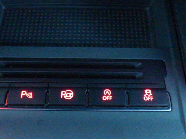 Used Volkswagen Touran 2013 for sale - 76836973: Photo 23