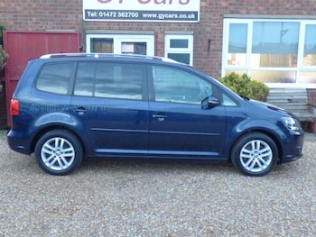 Used Volkswagen Touran 2013 for sale - 76836973: Photo