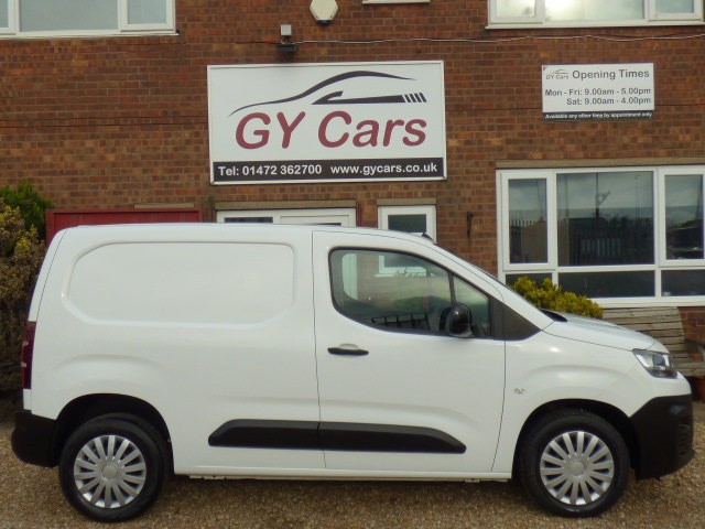 Used Citroen Berlingo 2021 for sale - 76712488: Photo 2
