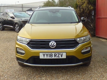 Used Volkswagen T-Roc 2018 for sale - 79234808: Photo