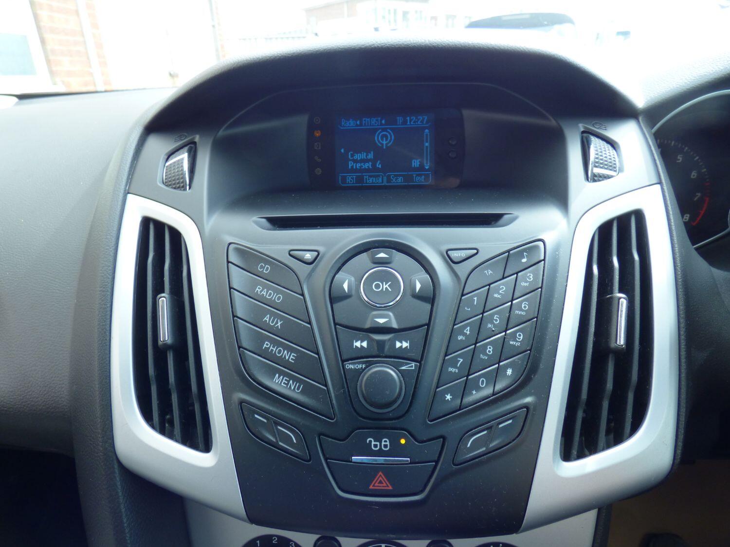 Used Ford Focus 2012 for sale - 76712485: Photo 16