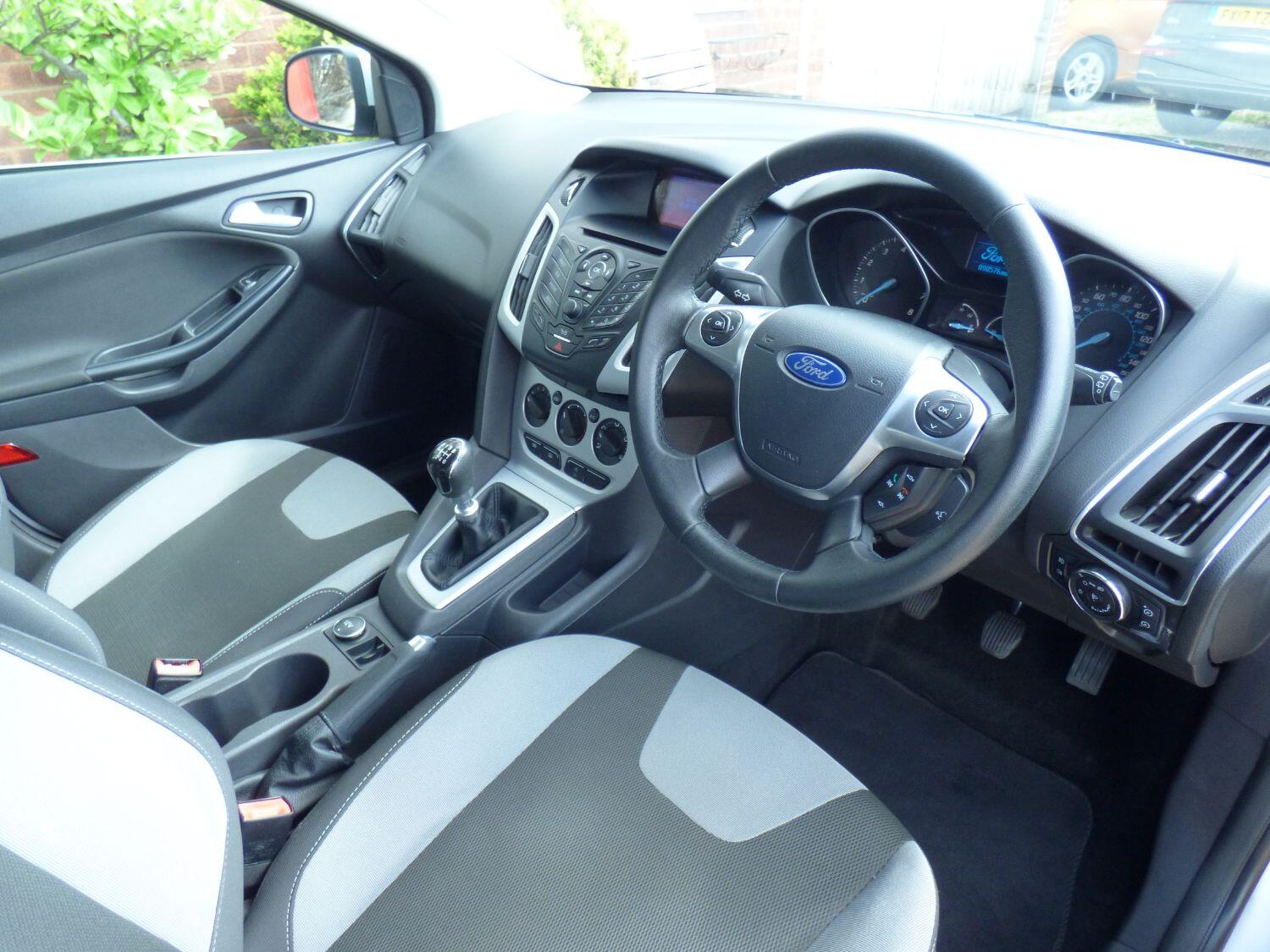 Used Ford Focus 2012 for sale - 76712485: Photo 7