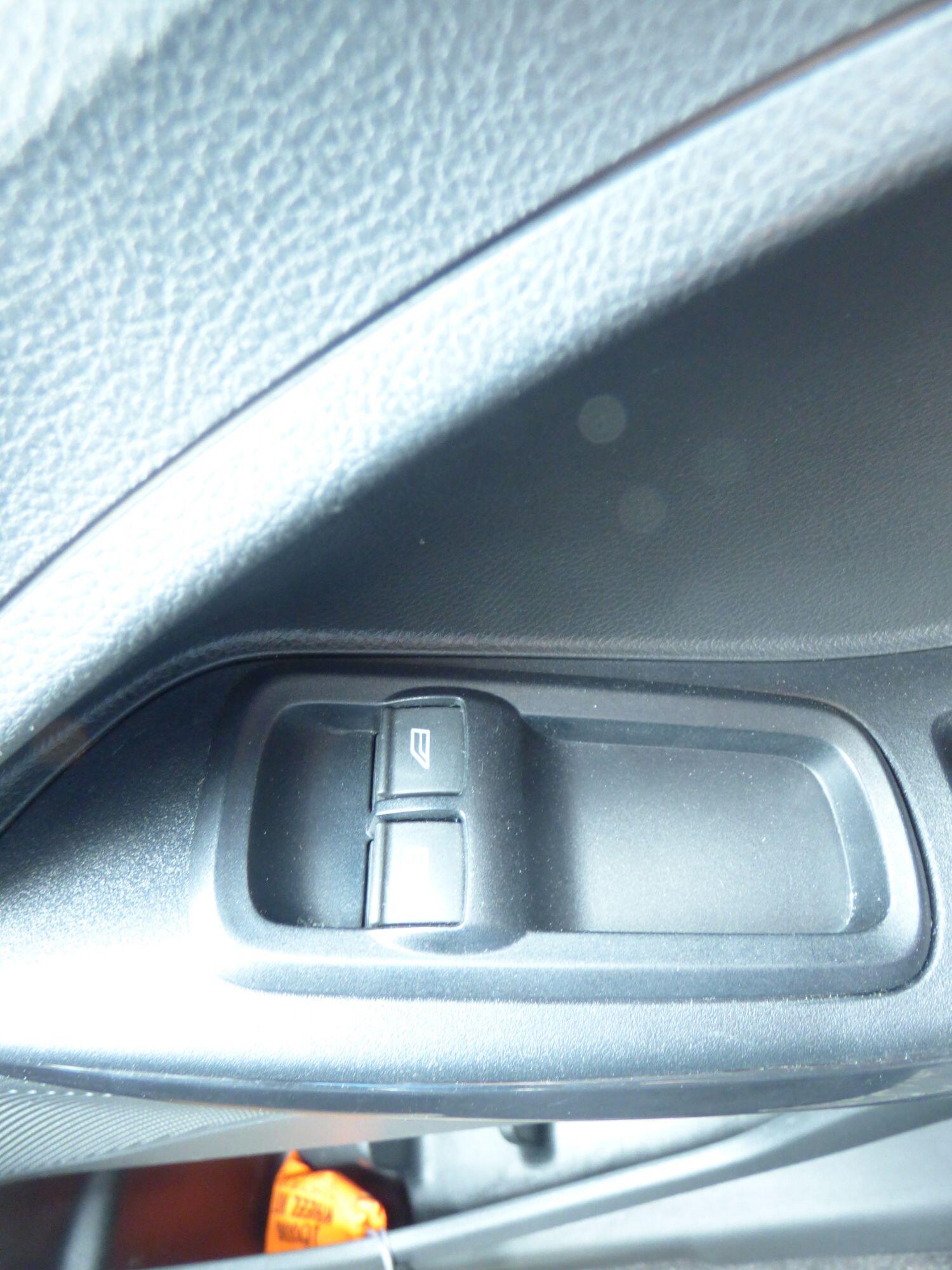 Used Ford Ka+ 2017 for sale - 76794487: Photo 19