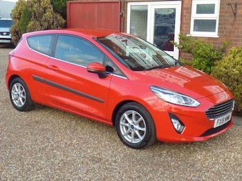 Used Ford Fiesta 2018 for sale - 77049258: Photo