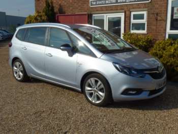 2017 - 1.4 i Turbo SRi **15 MONTHS WARRANTY** **12 MONTHS MOT** **FULL SERVICE HIS 5-Door