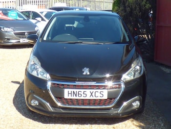 Used Peugeot 208 2015 for sale - 79234942: Photo