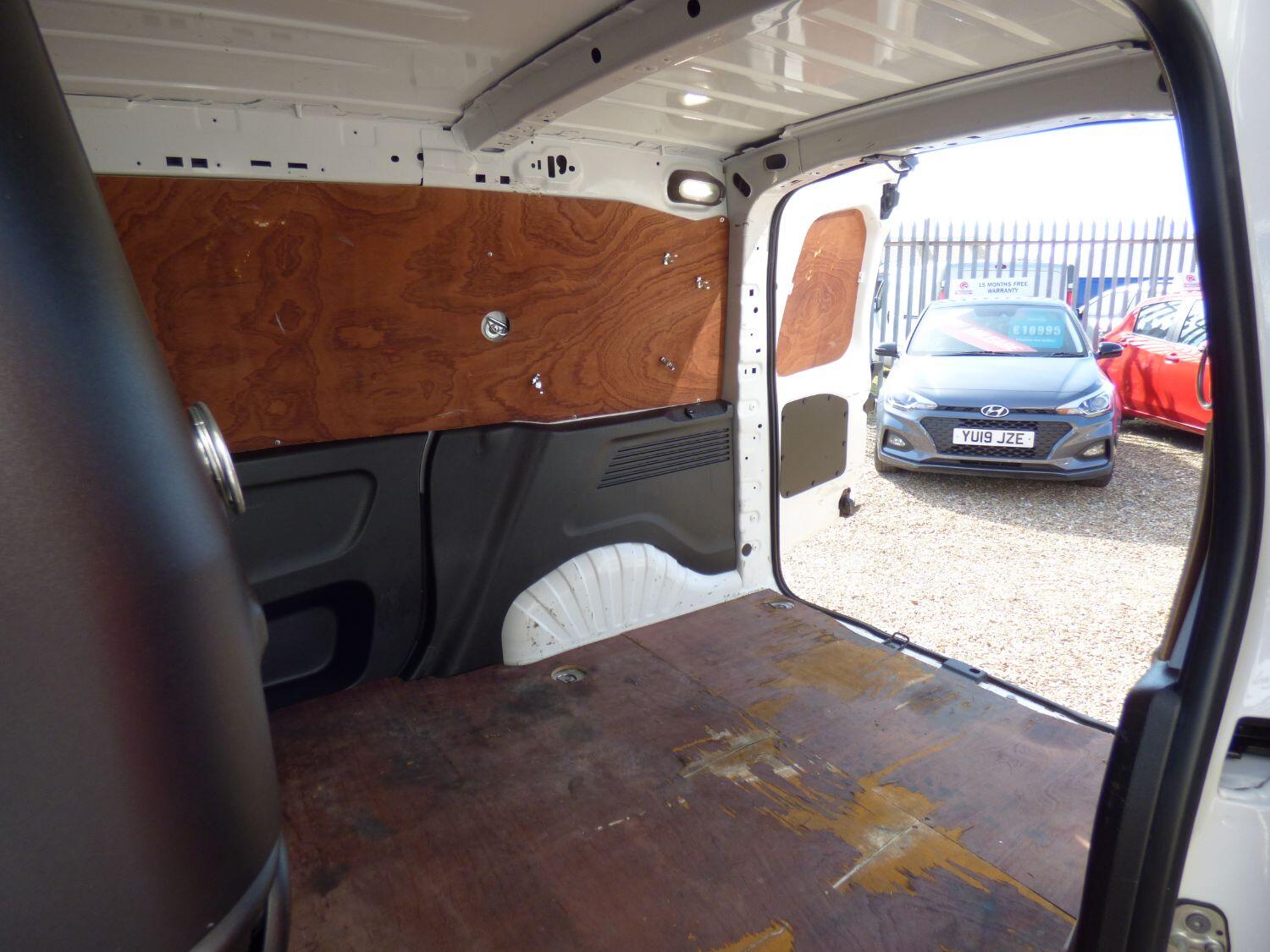 Used Peugeot Partner 2020 for sale - 74639983: Photo 10