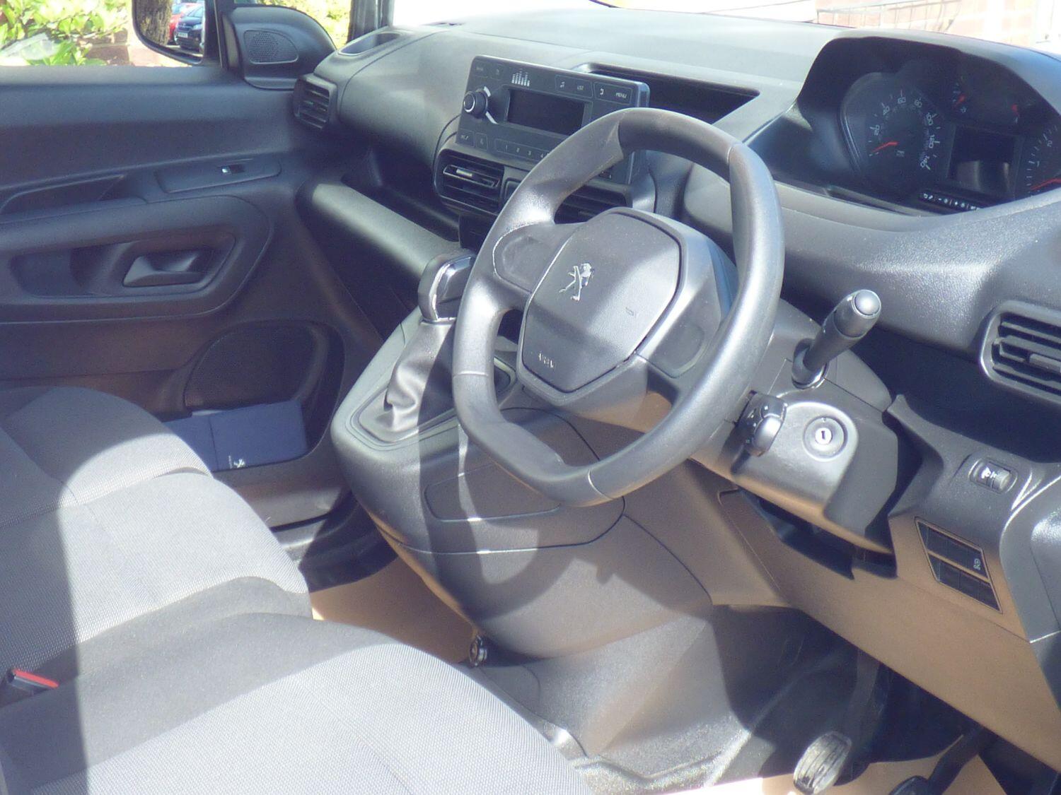 Used Peugeot Partner 2020 for sale - 74639983: Photo 7