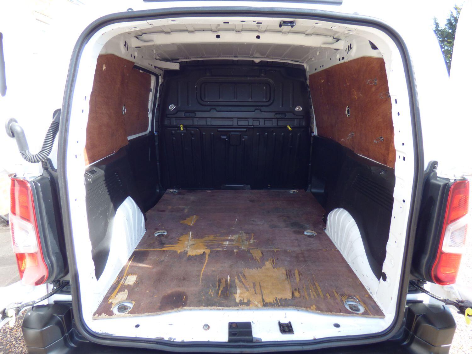 Used Peugeot Partner 2020 for sale - 74639983: Photo 9