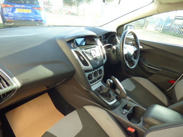 Used Ford Focus 2012 for sale - 76712570: Photo 8