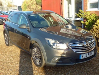 2014 - 2.0 CDTi BiTurbo Nav, AUTOMATIC, 15 MONTHS WARRANTY, 12 MONTHS MOT, 4X4 5-Door