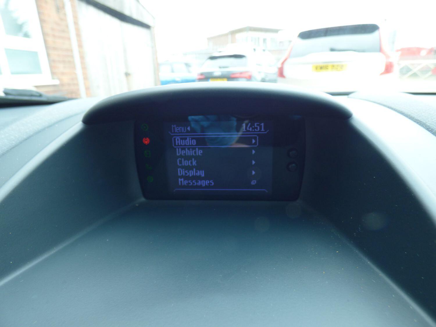 Used Ford Fiesta 2012 for sale - 76794493: Photo 15