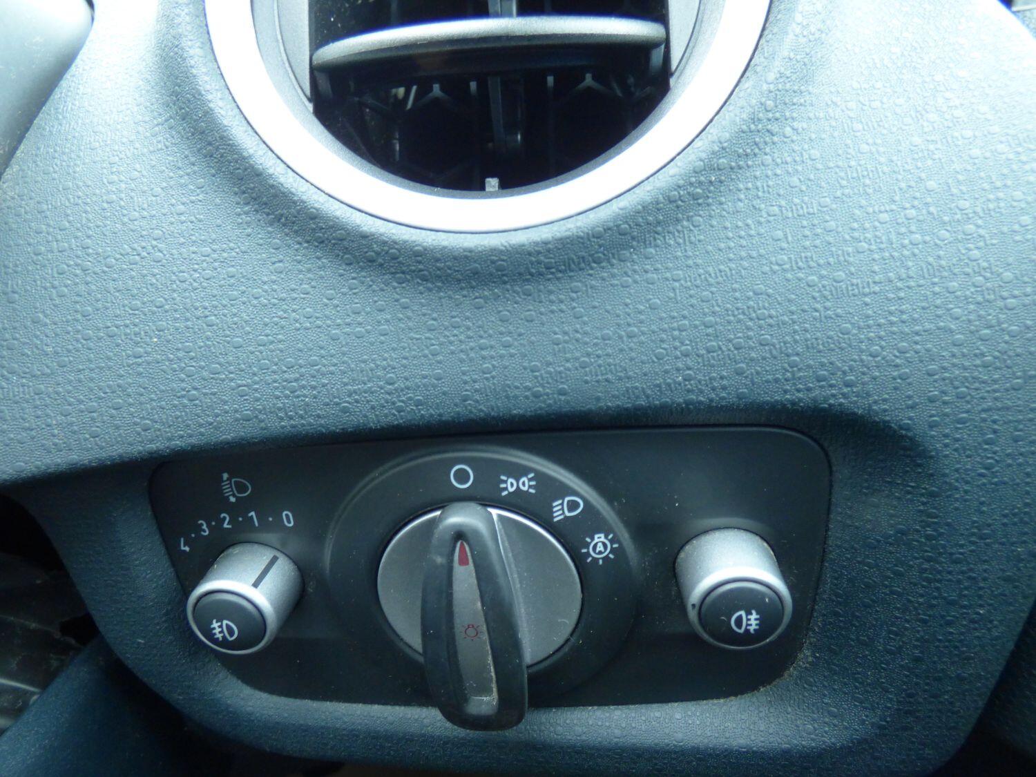 Used Ford Fiesta 2012 for sale - 76794493: Photo 21