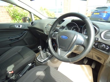 Used Ford Fiesta 2014 for sale - 79234852: Photo
